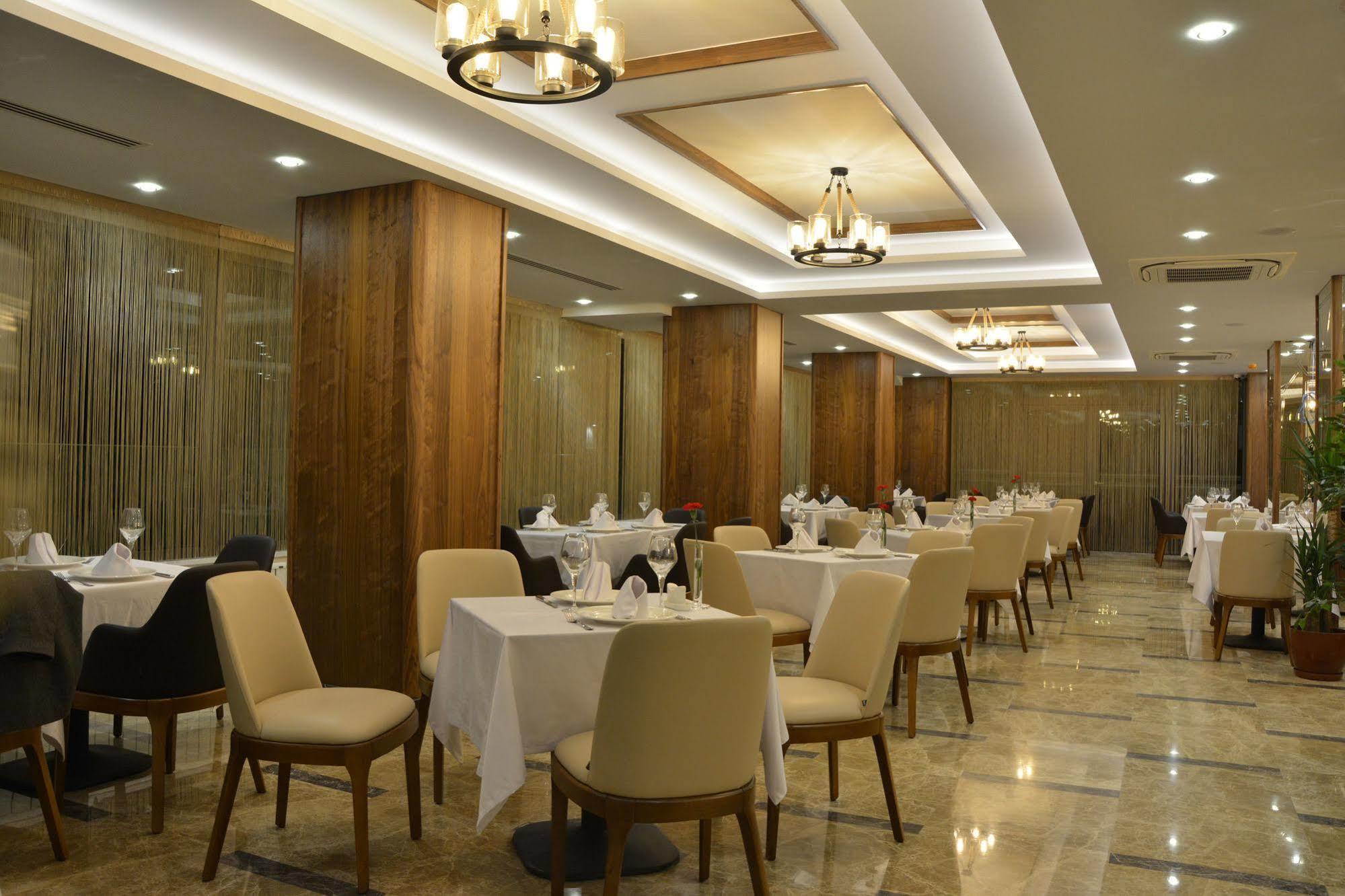 Goeruekle Gueler Park Hotel Екстер'єр фото